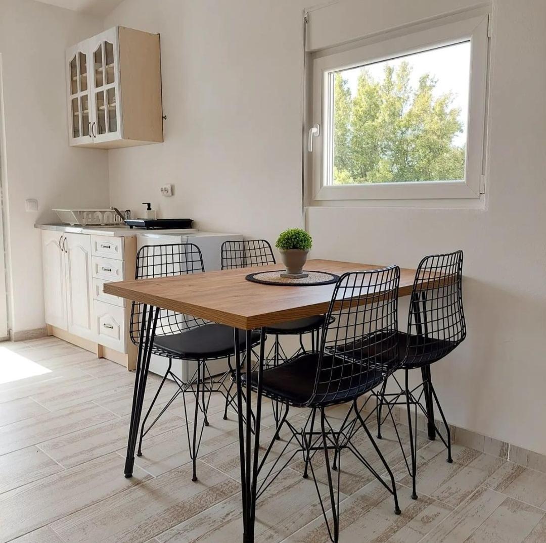 Apartmani.سوتوموري المظهر الخارجي الصورة
